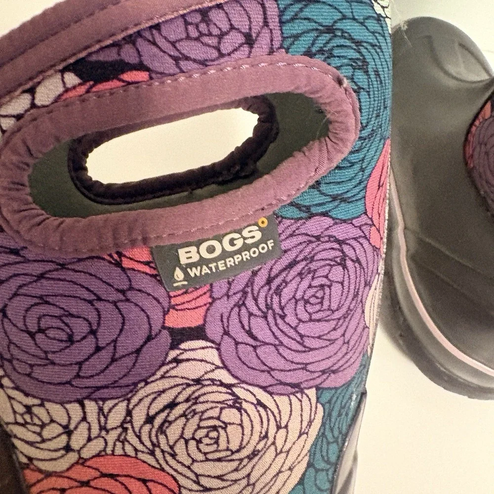 Bogs Rosey Boots Youth Girls 2 Pink Purple Blue Floral Waterproof Rain Snow
